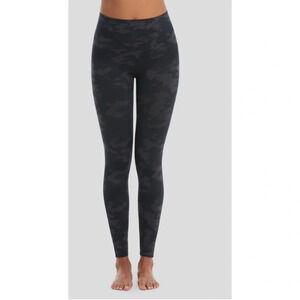 SPANX Gray Camo Look At Me Now Leggings Size Small